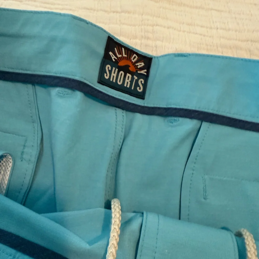 Faherty All Day Blue Men's Shorts NWT 2350